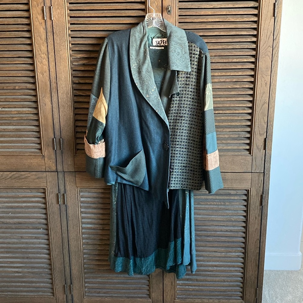 Donna Jessica Brand Skirt, Top & Jacket Set